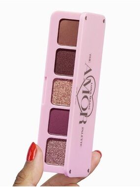 Luna Magic the AMOR Eyeshadow Palette - 5 Shimmer & Matte Shades
NWT